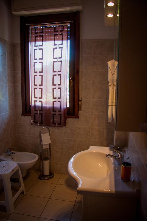 P&P Assisi Camere バスティーア・ウンブラ 部屋 写真